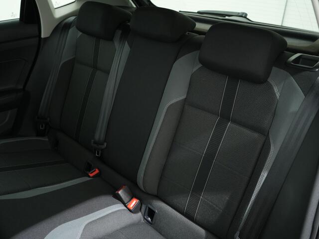 Volkswagen POLO 1.0 TSI 95PK LIFE BUSINESS | Trekhaak | Navi | Matrix LED