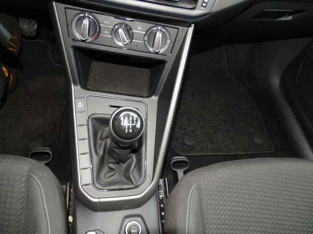 Volkswagen POLO 1.0 TSI COMFL-Carplay-Cruise-Media-Blth-Airco-Lmv