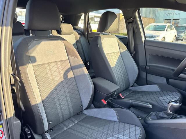 Volkswagen POLO 1.0 TSI R-Line | 95 pk | IQ Light | A-Camera | Automaat | App Connect | Lane Assist |
