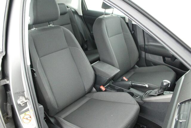 Volkswagen POLO 1.0 TSI 95pk Comfortline Business Navigatie Climate Control Parkeersensoren