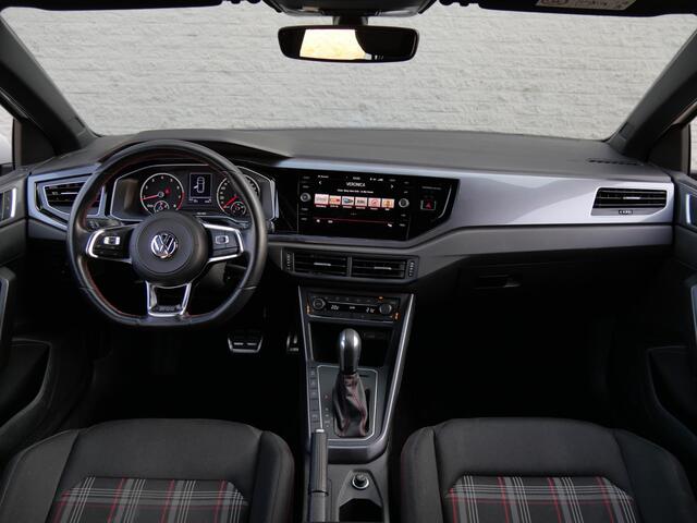 Volkswagen POLO 2.0TSI GTI/ LED-KOPLAMPEN/ 18INCH BRESCIA/ PDC V+A/ WINTER PAKKET