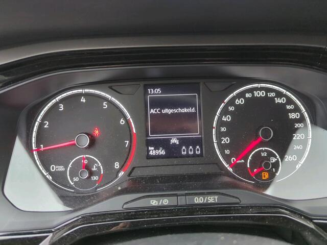 Volkswagen POLO 1.0 TSI R-Line Edition Multimedia App-connect / Parkeersensoren / Clima / 16"LM velgen / R-Line exterieur