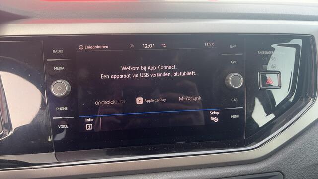 Volkswagen POLO 1.0 TSI Comfortline Business AUTOMAAT / CARPLAY / NAVI / AIRCO / BLUETOOTH / ACC / NL-AUTO