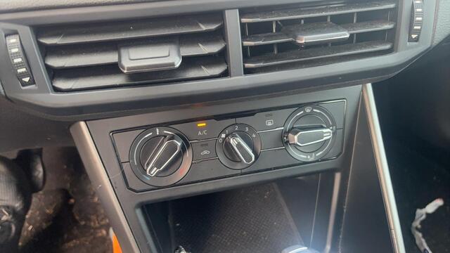 Volkswagen POLO 1.0 TSI Comfortline Business AUTOMAAT / CARPLAY / NAVI / AIRCO / BLUETOOTH / ACC / NL-AUTO