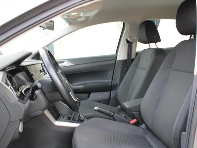 Volkswagen POLO 1.0 TSI Comfortline | APPLE CARPLAY | 12 MAANDEN BOVAG GARANTIE |
