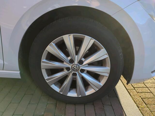 Volkswagen POLO 1.0 TSI 95pk Highline Navigatie Trekhaak