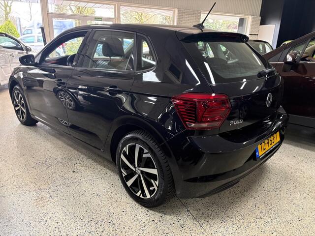 Volkswagen POLO TSI 95pk BEATS NL NAP Navigatie Leder Apple Android