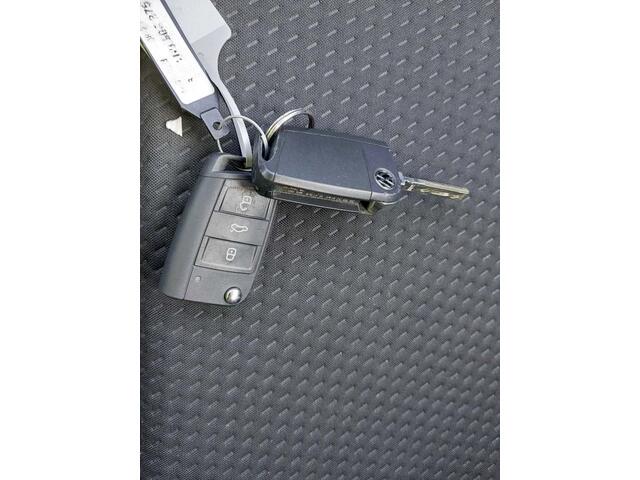 Volkswagen POLO 1.0 TSI Life Business