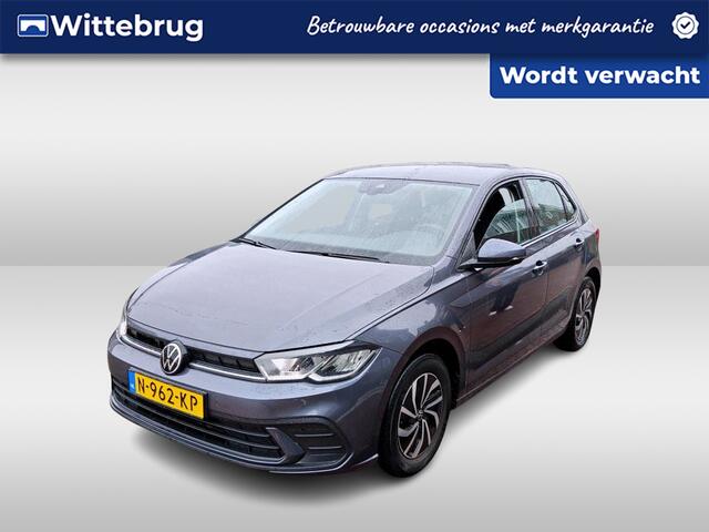 Volkswagen POLO 1.0 TSI Life / App connect / Camera / Lichtmetaal 15 inch / Parkeersensoren V+A /