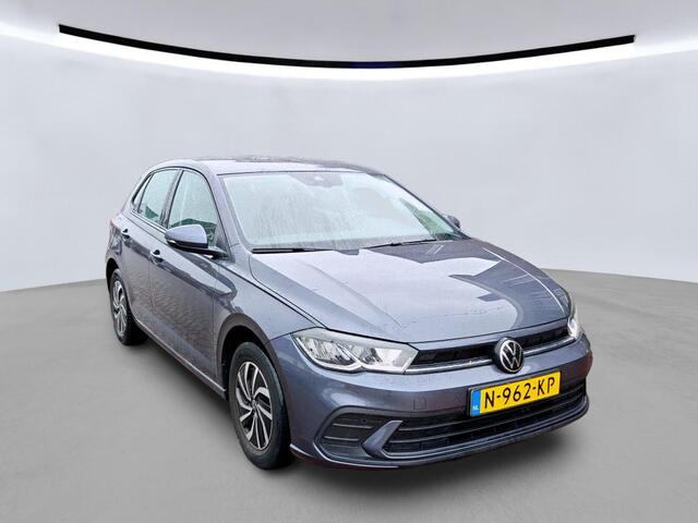 Volkswagen POLO 1.0 TSI Life / App connect / Camera / Lichtmetaal 15 inch / Parkeersensoren V+A /