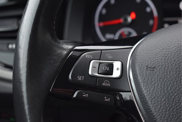 Volkswagen POLO 1.0 Comfortline Navi, Cruise control, Airco, Carplay, Trekhaak