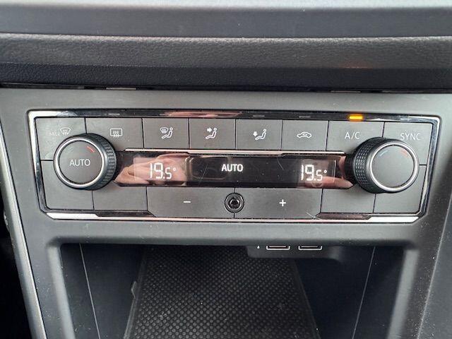 Volkswagen POLO 1.0 TSI 5deurs Comfortline Airco/ECC,Navigatie,Virtueel Cockpit