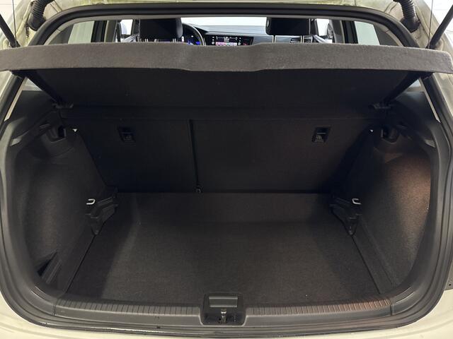 Volkswagen POLO TSI 95PK LIFE CARPLAY/ACC/PDC