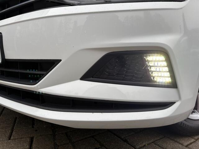 Volkswagen POLO 1.0 TSI 95pk DSG CarPlay, Navi, LED, PDC, Bluetooth, 15Inch