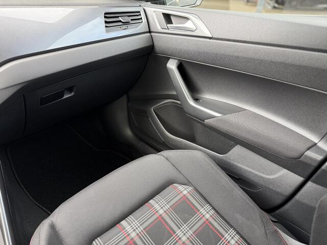 Volkswagen POLO 2.0 TSI GTI l Automaat l Apple Carplay l PDC l Navigatie l Dealeronderhouden