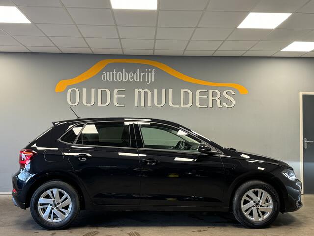 Volkswagen POLO 1.0 TSI Style ACC / Carplay / Parkeersensoren / Stoelverwarming