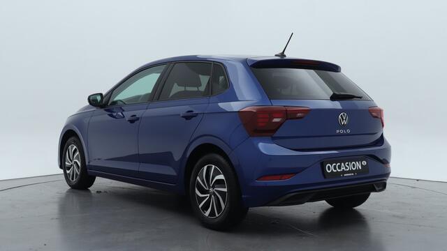 Volkswagen POLO 1.0 TSI 95pk Life / Navigatie / Parkeersensoren