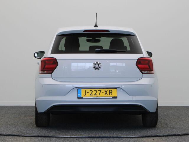 Volkswagen POLO 1.0 TSI Comfortline Business | Achteruitrijcamera | Parkeersensoren voor/achter | Gescheiden climate control |