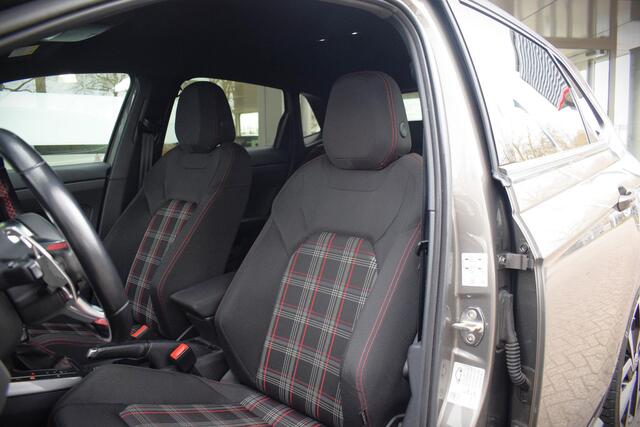 Volkswagen POLO 2.0 TSI GTI |CAMERA|DAB|STOELVERW|DSG|DIGITAAL|