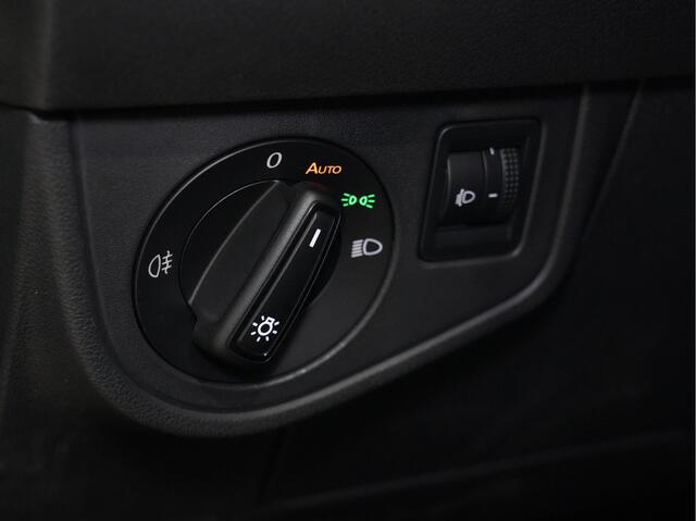 Volkswagen POLO 1.0 TSI 95pk DSG Life Navigatie Pdc Airco Acc 021