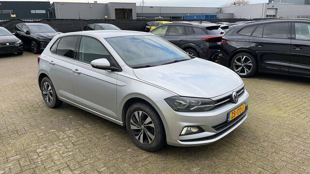 Volkswagen POLO 1.0 TSI Comfortline / Navigatie / Apple Carplay