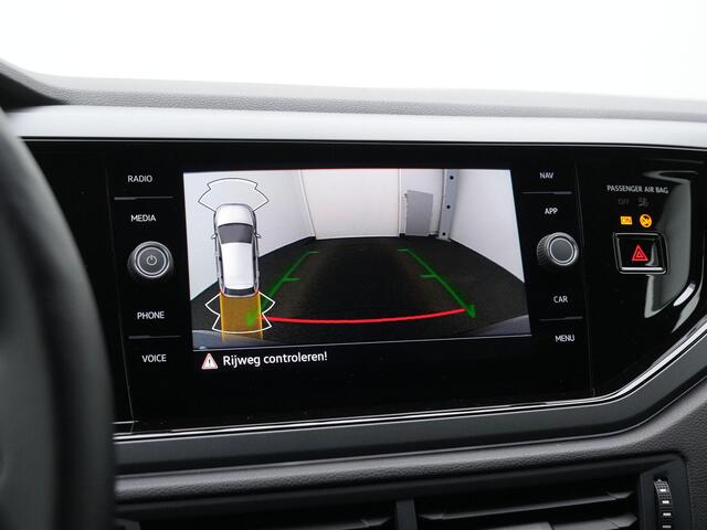 Volkswagen POLO 1.0 TSI 95 pk DSG R-Line | IQ Light | Achteruitrijcamera | Stoelverwarming | Adaptive Cruise | Navigatie