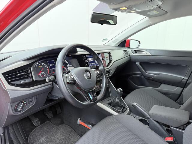 Volkswagen POLO 1.0 TSI Comfortline | 95 PK | Adaptive cruise control | Parkeersensoren | Apple Carplay/Android Auto |