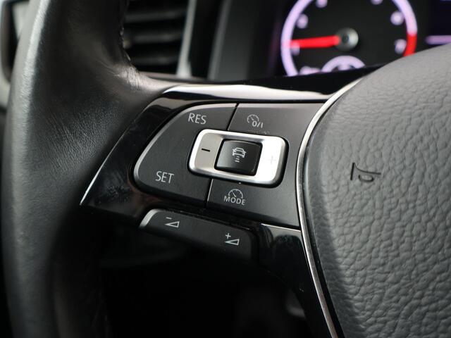 Volkswagen POLO 1.0 TSI R-Line Edition | 95 PK | Parkeersensoren | Navigatiesysteem | Climate control | R-Line |