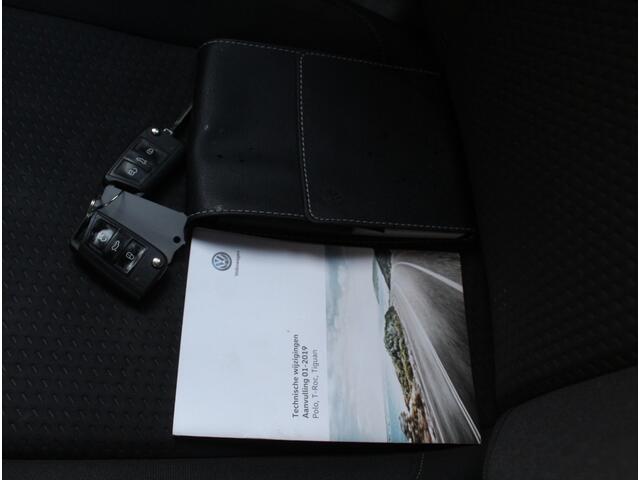 Volkswagen POLO 1.0 MPI Comfortline AIRCO | CRUISE | CARPLAY | LED | STB