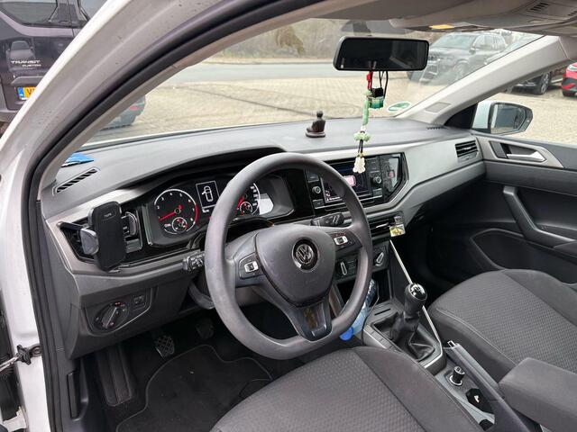 Volkswagen POLO 1.0 MPI Comfortline | Stoelverwarming | Cruise Control | PDC | Carplay | LM Velgen