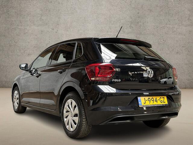 Volkswagen POLO 1.0 Sportline (APPLE CARPLAY, GETINT GLAS, CRUISE, SPORTSTOELEN, ARMSTEUN, NIEUWE APK, NIEUWSTAAT)
