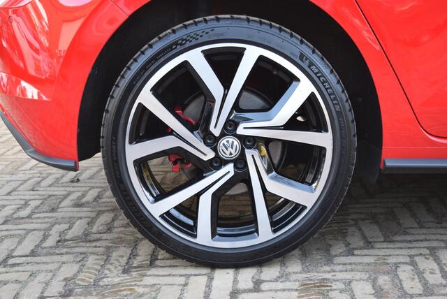 Volkswagen POLO 2.0 TSI GTI | DSG | Pano | PDC | Beats