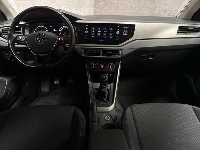Volkswagen POLO 1.0 Sportline (APPLE CARPLAY, GROOT NAVI, CRUISE, ARMSTEUN, SPORTSTOELEN, BLUETOOTH, NIEUWE APK, NIEUWSTAAT)