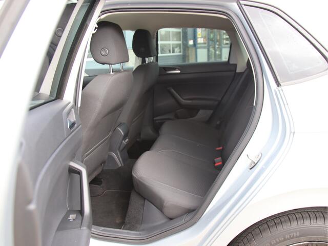 Volkswagen POLO 1.0 TSI Comfortline Business Carplay, Navi, NL-Auto, NAP, Climate, LMV