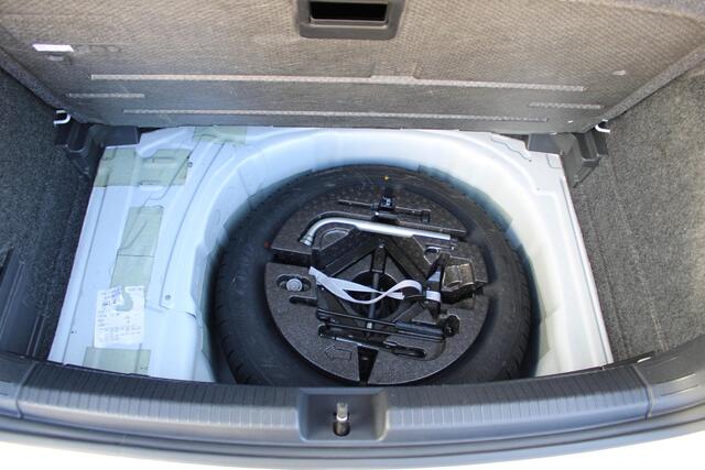 Volkswagen POLO 1.0 TSI Highline | Cruise Control | Trekhaak | Achteruitrijcamera |