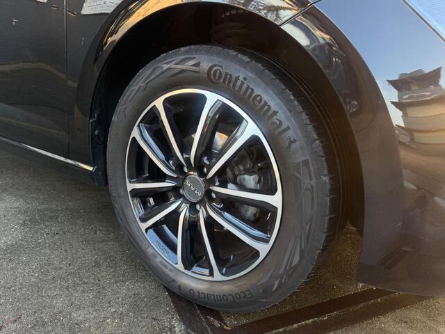 Volkswagen POLO 1.0 TSI 95PK Business DSG Clima Navi CarPlay! Inruil mogelijk!