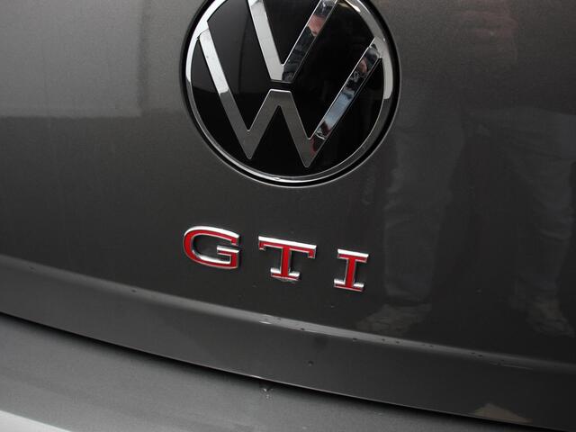 Volkswagen POLO 2.0 TSI GTI 200 PK | Navigatie | Climate control | Adaptieve cruise control | Digital dashboard | Parkeersensoren | Camera | Stoelverwarming | Apple Carplay/ Android Auto | LED | Lichtmetalen velgen