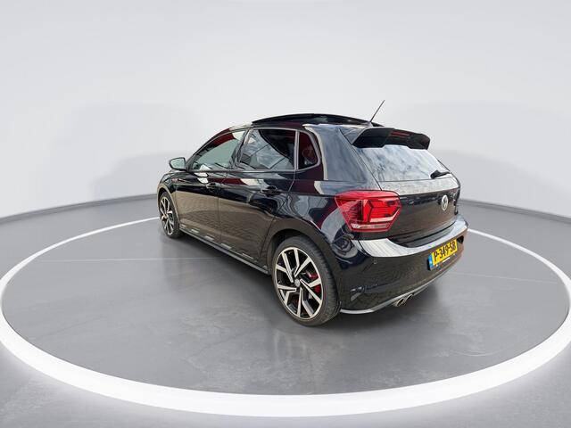 Volkswagen POLO 2.0 TSI 200pk DSG GTI · Panoramadak · Camera · Apple/Android Car Play · Stoelverwarming · Sportstoelen · 18"Velgen · Active Info Display ·