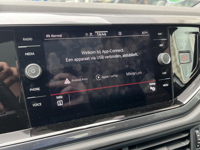 Volkswagen POLO 2.0 TSI GTI / AUTOMAAT/ PANO/ 207 PK/ CAMERA/ PARK. SENSOREN/ IQ. LIGHT/ DIGITAL DASHBOARD/ STOELVERWARM./ ADAPT. CRUISE/ APP CONNECT/ CLIMA/ DAB/ 18" LMV