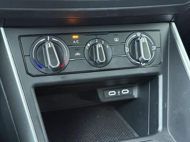 Volkswagen POLO 1.0 TSI Life | 95 PK | Automaat | LED verlichting | Apple Carplay/Android Auto | Parkeersensoren |