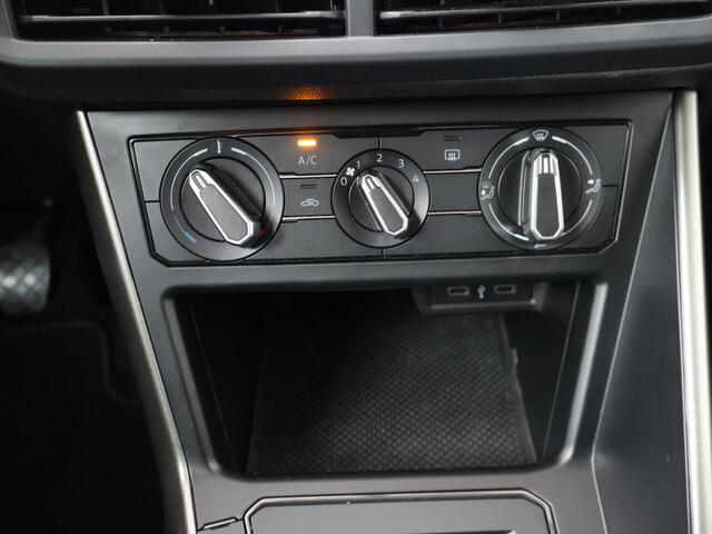 Volkswagen POLO 1.0 TSI R-Line Edition | 95 PK | Parkeersensoren | Adaptive cruise control | Apple CarPlay / Android Auto |