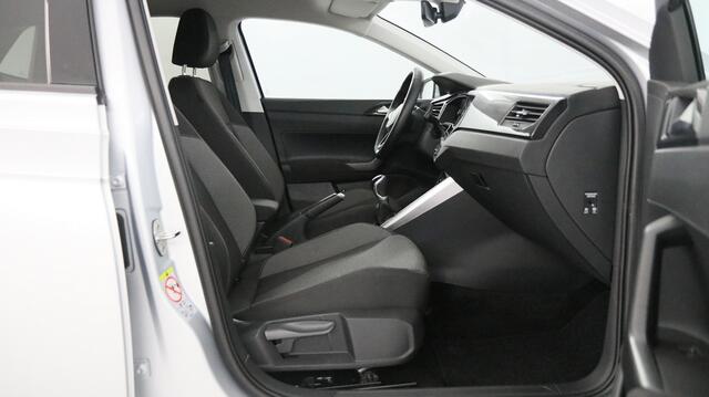 Volkswagen POLO 1.0 TSI 95pk Life Edition / Navigatie / Keyless / Stoelverwarming / Camera