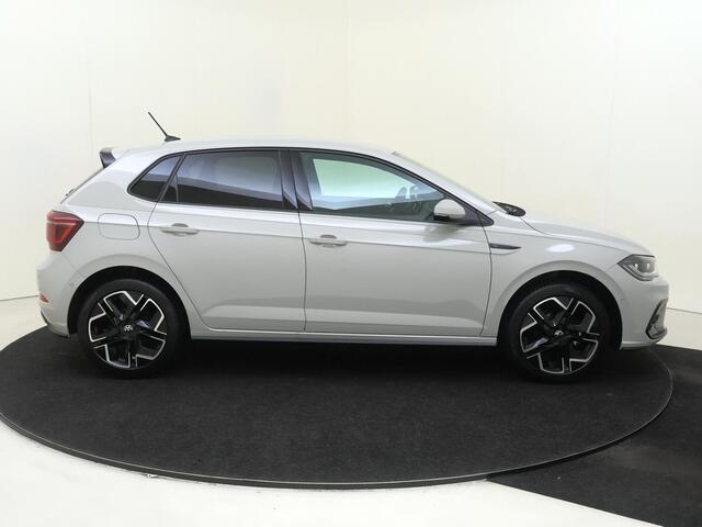 Volkswagen POLO R-Line Edition | 'App-Connect' draadloze smartphone integratie | Achterlichten LED | Afstandscontrolesysteem (Front Assist)