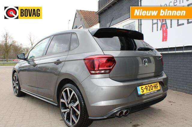 Volkswagen POLO 2.0 TSI GTI 220PK Navi Apple Car Climate/Cruise F1 Paddles 18LM