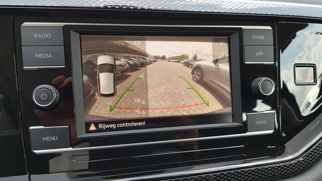 Volkswagen POLO 1.0 TSI DSG Life | Navigatie | Climate Control | Stoelverwarming | Digitale cockpit | Camera | Parkeer sensoren | Led | DAB