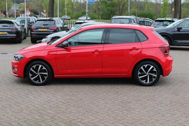 Volkswagen POLO 1.0 TSI Comfortline / NL Auto! / 1e Eign. / Trekhaak / CarPlay / Beats / 16'' / ACC