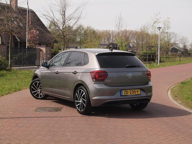 Volkswagen POLO 1.0 TSI Comfortline | Climate Control| Apple Carplay | Cruise Control | Parkeersensoren | Stoelverwarming |