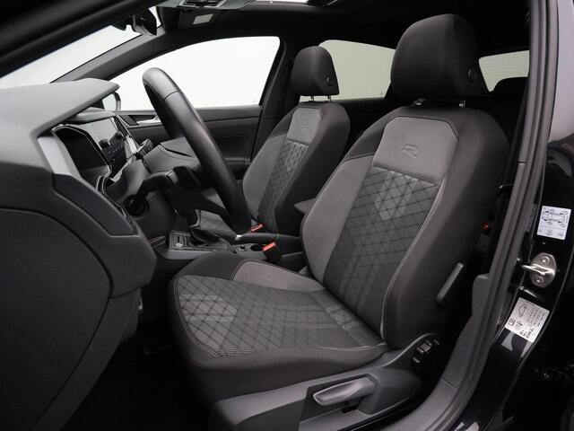Volkswagen POLO 1.0 TSI 95 pk DSG R-Line | Panoramadak | IQ Light | Achteruitrijcamera | Stoelverwarming | Adaptive Cruise | Navigatie
