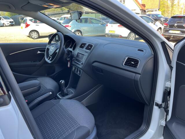 Volkswagen POLO 1.2 TSI Comfortline Executive Apple/Android