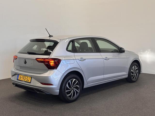 Volkswagen POLO 1.0 TSI Life Airco Caplay Navi Cruise Control Full LED PDC Voor/Achter 15" LM Velgen